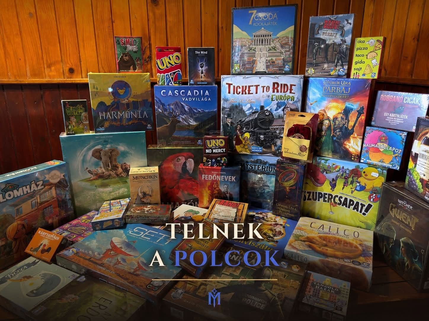 Telnek a polcok